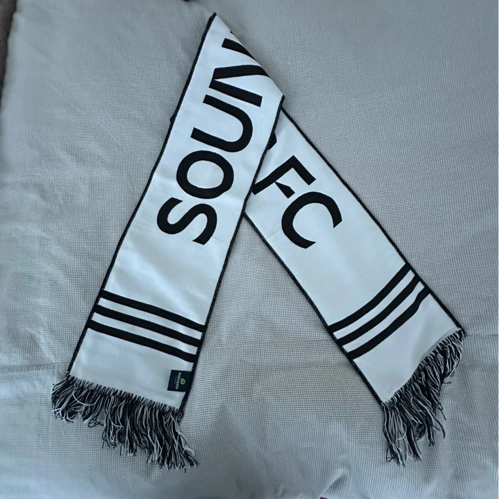 MLS Sale! Five Seattle Sounders FC Soccer Season Tix Holder Scarves! - Picture 13 of 16